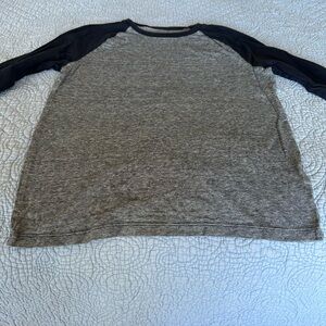 Old Navy Navy and Gray Striped Tee